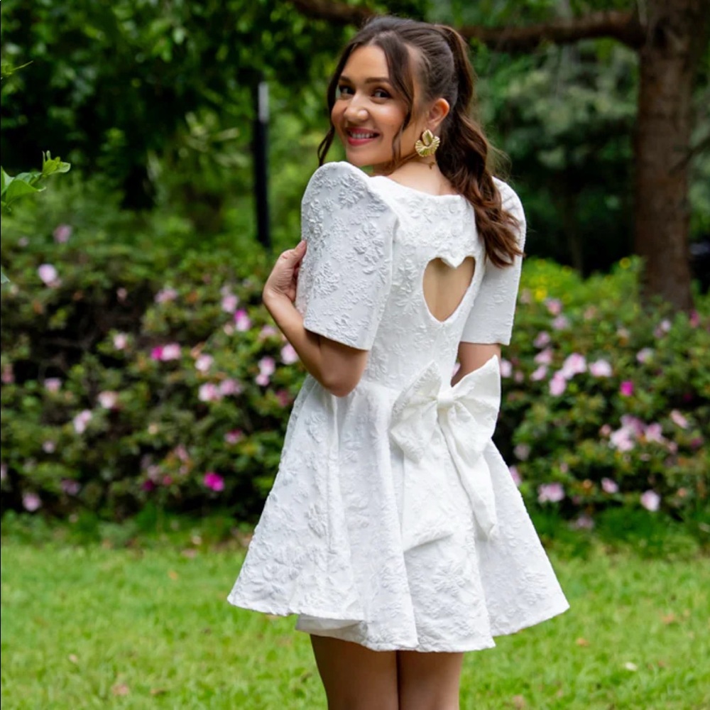 Filipinana Mestiza love mini dress heart cut out